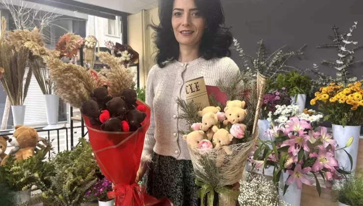 Sevgililer Günü’nde Oyuncak Ayı Buketleri Tanınan