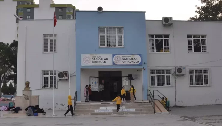 Silifke’de Öğretmene Akın: İki Veli Tutuklandı