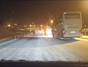 Sivas’ta Yoğun Kar Yağışı Ulaşımı Aksatıyor