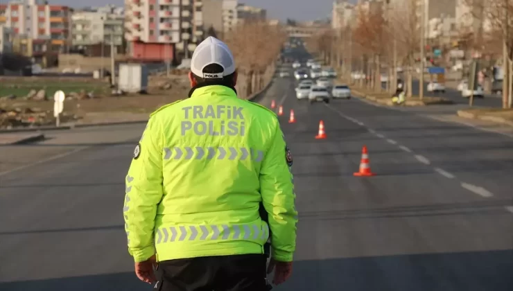 Siverek’te Dronlu Trafik Denetimi