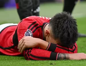 Şok sakatlık! Manchester United’da yıldız oyuncu sezonu kapattı