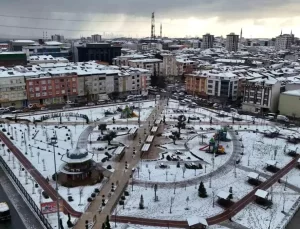 Sultangazi Beyaza Büründü