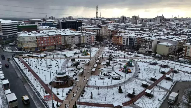 Sultangazi Beyaza Büründü