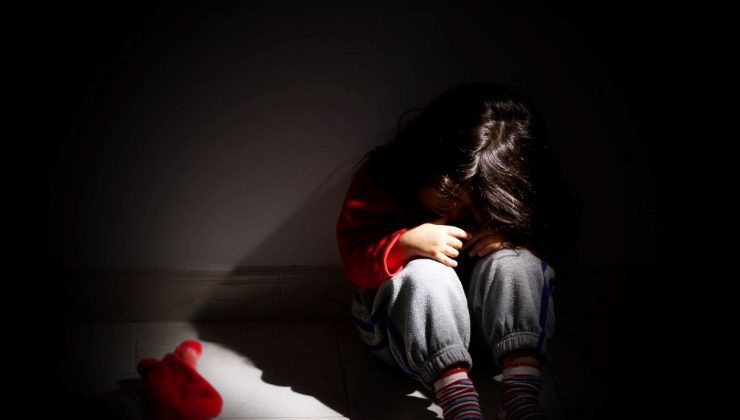 “Süper baba”dan taciz itirafı: 10’u kendi çocuğu olmak üzere 12 çocuğu yıllarca istismar etti