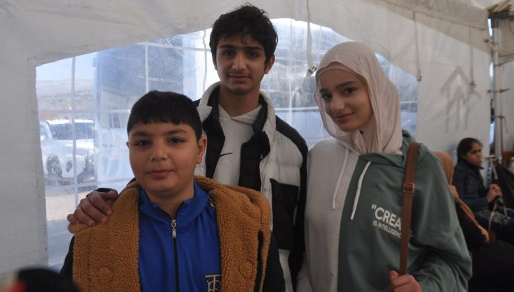 Suriye’ye gönüllü geri dönüşler başladı: ‘Türkiye’de doğdum, şimdi Halep’e geri dönüyorum’