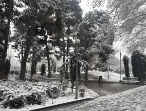 Tahran’a İlk Kar Yağışı