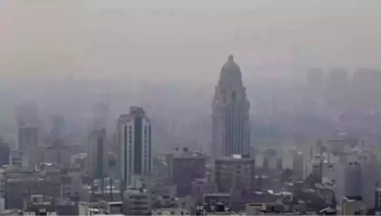 Tahran’da Hava Kirliliği Nedeniyle Eğitime Orta Verildi