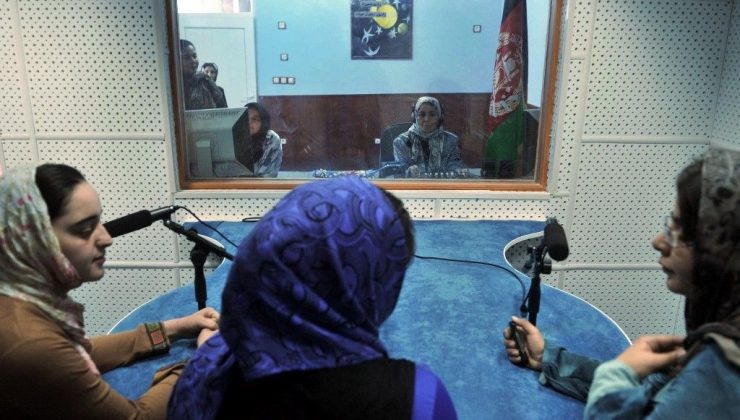Taliban’dan bayanın sesini kısan yeni yasak