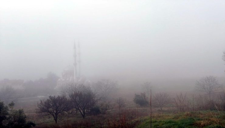 Tekirdağ ve Edirne’de sis tesirli oldu