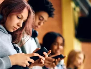 Telefon Yasağı Notları Yükseltmiyor