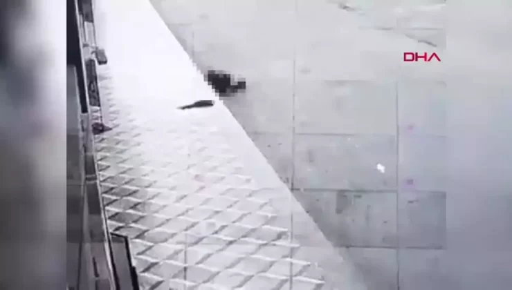 Temizlik Görevlisi Ayşe’nin Düşme Anı Güvenlik Kamerasında