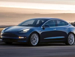 Tesla almak hayal oldu! Büyük zam geldi