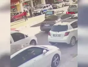 Trafik Tartışması Sonrası Avukat ve Oğluna Saldırı Kamerada.