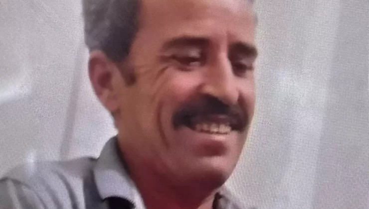 Traktör Devrildi, Şoför Hayatını Kaybetti