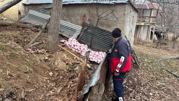 Tunceli’de Ceviz Yaprağını Yakarken Yanarak Hayatını Kaybetti