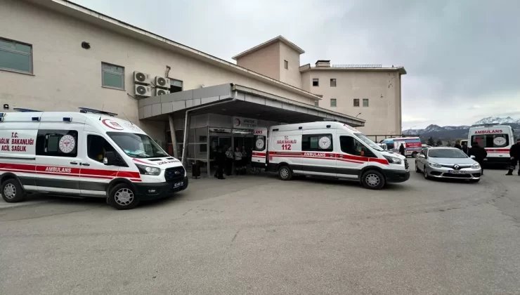 Tunceli’de Cezaevi Ziyaretinden Dönen Aile Kazada Yaralandı