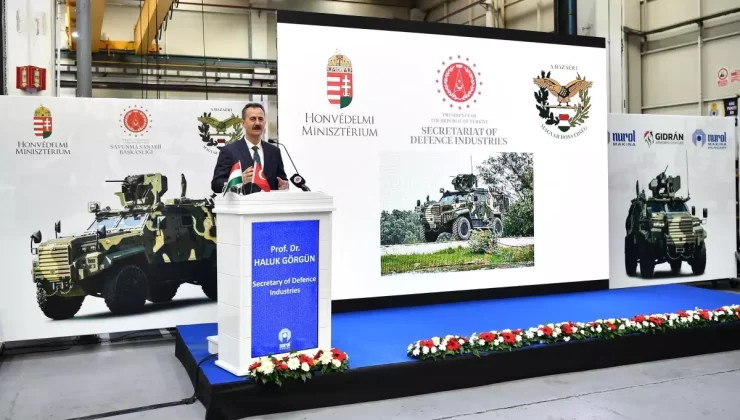 Türk Savunma Sanayii Macaristan’a Zırhlı Araç Teslim Etti