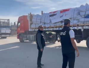 Türkiye’den gönderilen yardım materyalleri Gazze’de