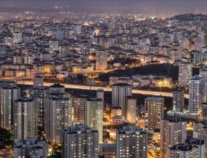 Türkiye’nin en kalabalık ilçesi belirli oldu: Nüfusu 57 vilayetten fazla