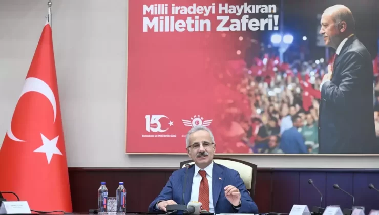 Uraloğlu: Türkiye’nin 2024 yılında dünyanın en büyük 11. deniz ticaret filosuna sahip olması hedefleniyor