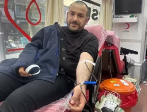 Van’da Kan Bağışında Oyuncak İkramı