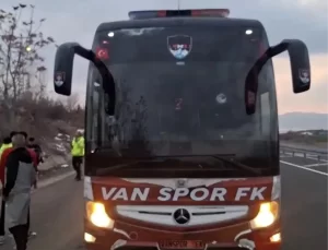 Vanspor Otobüsüne Saldırı
