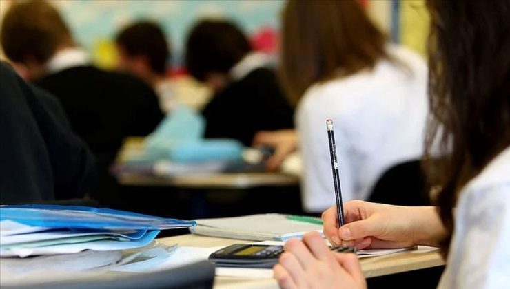 Veli şikayet etti: Okuldaki ders saati kısaltıldı