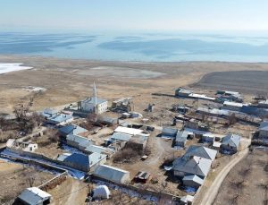 Vilayet merkezine 115 kilometre uzaklıkta: 2 göl ortasında süper köy