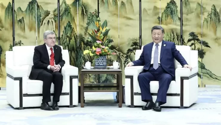 Xi Jinping, Bach ile Görüştü