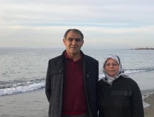 Yarım saat ortayla kalp krizi geçirerek hayatını kaybeden çift, toprağa verildi