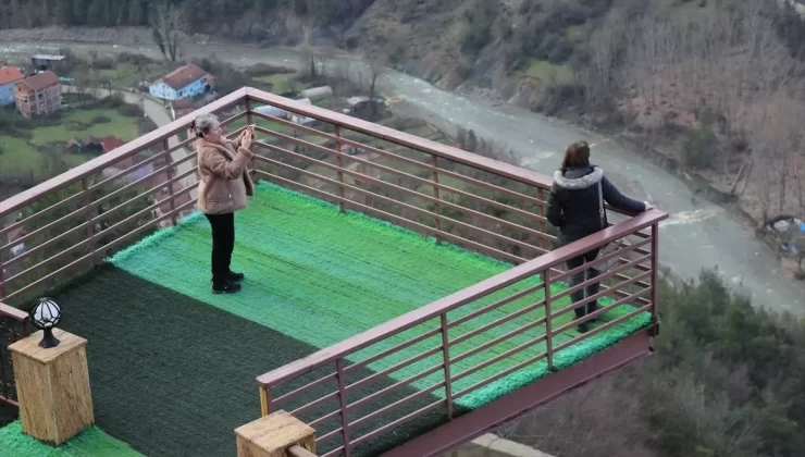 Yenice’de Ihlamur Teras’a Ağır İlgi