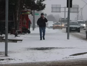 Yozgat’ta Kar Yağışı Hayatı Etkiledi