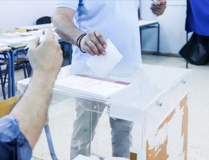 Yunanistan yeniden cumhurbaşkanını seçemedi: 4. çeşit yapılacak