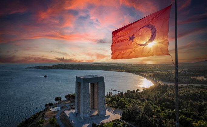 18 Mart’ta okullar tatil mi, ders işlenecek mi? 18 Mart Çanakkale Zaferi ve Şehitleri Anma Günü resmi tatil mi, kamu kurumları açık mı?