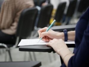 AGS ne zaman yapılacak? MEB Akademi Giriş Sınavı (AGS) başvurusu için geri sayım başladı