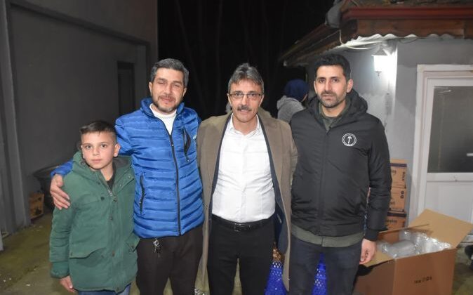 Dinç, vatandaşlarla iftarda bir araya geldi