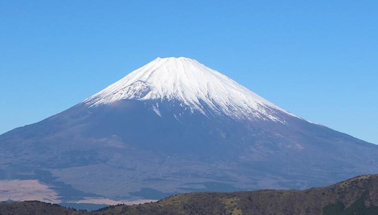 Korkutan uyarı: Fuji Dağı’nın patlamasına hazırlıklı olun
