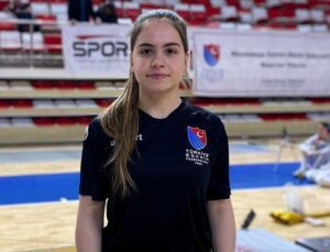 Milli eskrimci Alara Atmaca, 2028 Olimpiyat Oyunları’na katılmayı hedefliyor