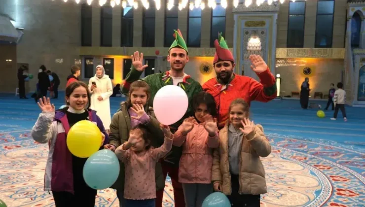Sakarya’da Çocukların Ramazan Neşesi: Eğlenceli Gösteriler ve Oyunlar