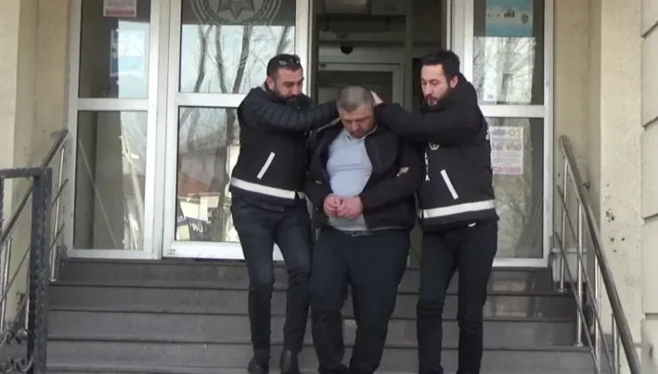 Sakarya’da Dehşet: Okul Müdürünün Boğazını Kesen Zanlı Adliyede