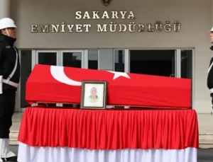 Sakarya’da Görev Başında Kalp Krizi Geçiren Polis Memuru Törenle Trabzon’a Uğurlandı