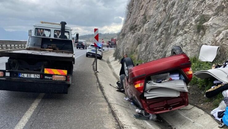 Sakarya’da Takla Atan Araçta Sürücü Mucizevi Şekilde Sağ Kurtuldu