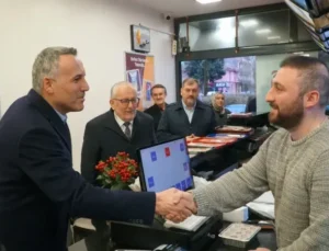 Yunus Tever, Hendek’te Ramazan Bereketini Vatandaşlarla Paylaştı